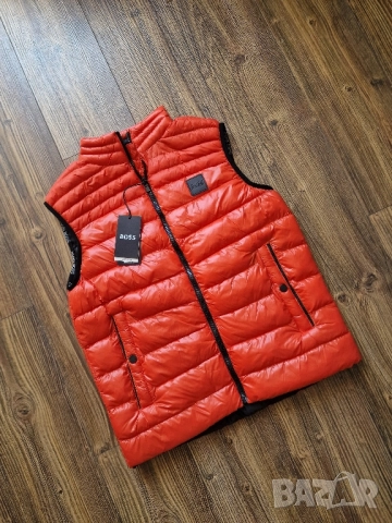 Страхотна мъжка грейка елек HUGO BOSS размер S M L XL 2XL , снимка 12 - Якета - 51469998