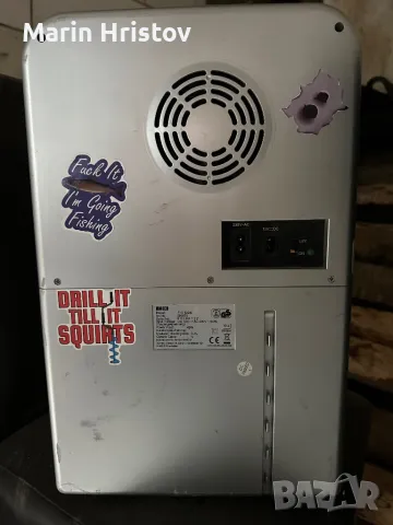 Малък храдилник 12/220v, снимка 3 - Хладилници - 50236148