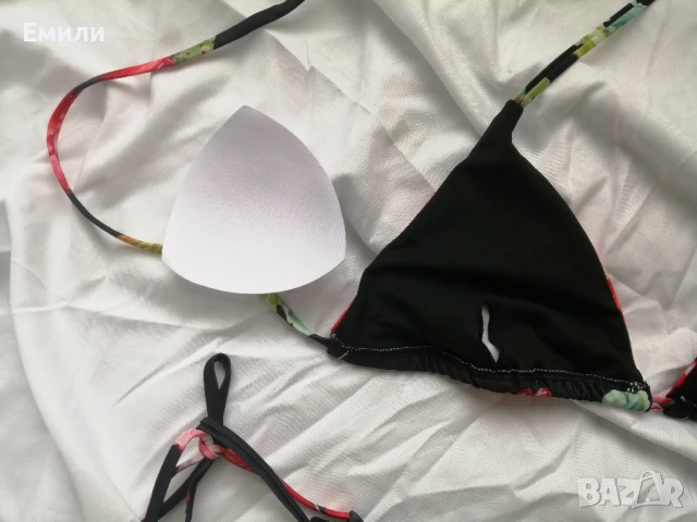 Нов комплект дамски бански от две части с принт цветя хибискус р-р M, L, снимка 17 - Бански костюми - 50620476