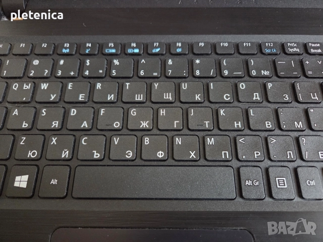 Лаптоп ACER Aspire 8 GB RAM, DDR 4, 256 GB SSD Нова батерия !, снимка 2 - Лаптопи за дома - 51646028