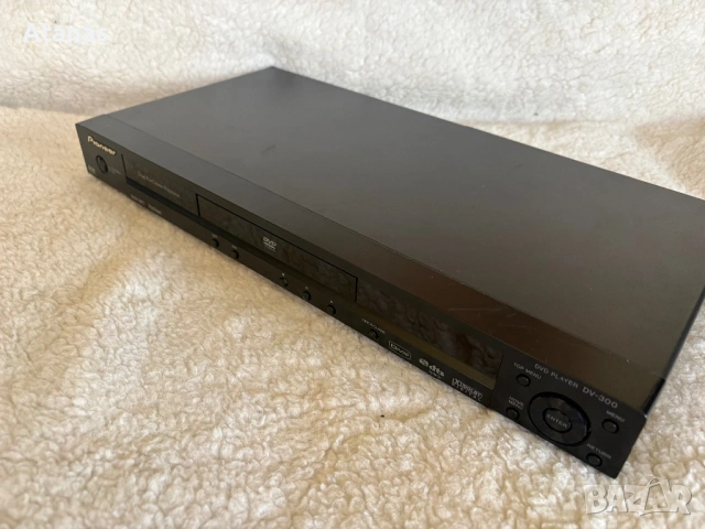 Pioneer DV 300, снимка 2 - Ресийвъри, усилватели, смесителни пултове - 53473733