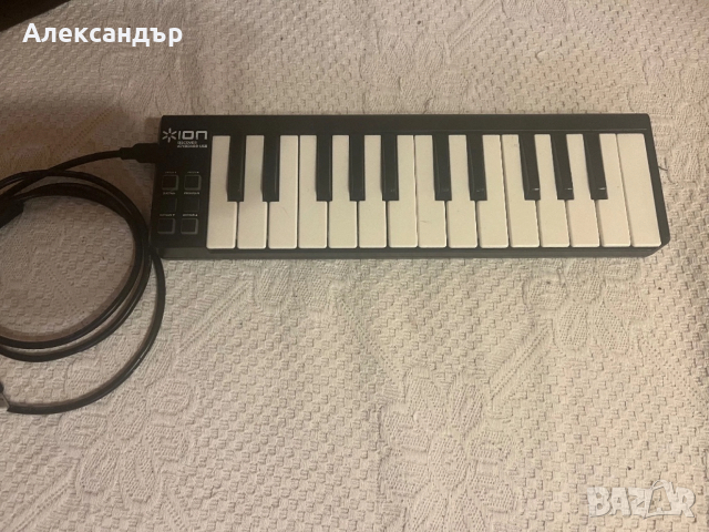 Най-компактната Миди Клавиатура / Midi Keyboard ION25 - 25 клавиша, компактна, usb, снимка 2 - Синтезатори - 52527799