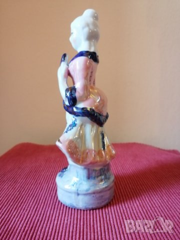 Порцеланова статуетка. , снимка 7 - Антикварни и старинни предмети - 28405049