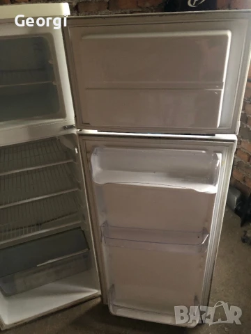 Хладилник Zanussi 140см, снимка 5 - Хладилници - 51220135