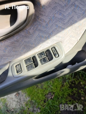 Suzuki Baleno 1.6i 4x4, снимка 16 - Автомобили и джипове - 53479352