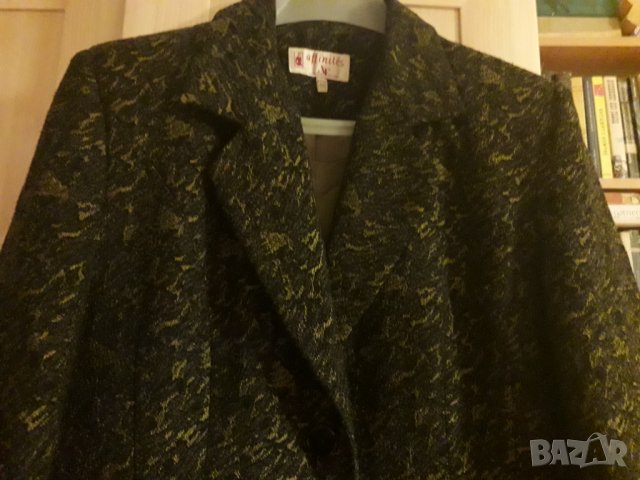 Дамско зимно сако , снимка 2 - Сака - 27662975
