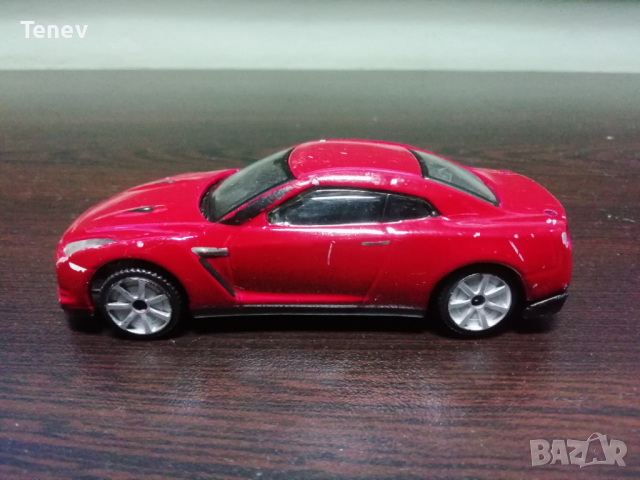 BBurago 2009 Nissan GT-R 1/43 количка Нисан колекционерска , снимка 3 - Колекции - 44845086