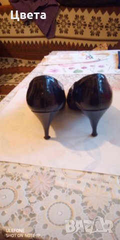 Лачени обувки, снимка 2 - Дамски обувки на ток - 32606253