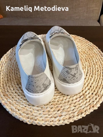 Дамски бели обувки естествена кожа, снимка 3 - Дамски ежедневни обувки - 50538522