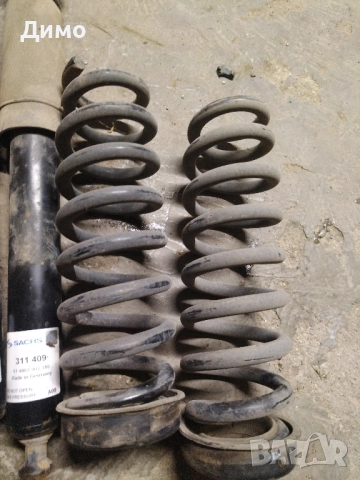 задни амортисьори пружини бмв е91 е90 bmw e91 e90, снимка 2 - Части - 51778182