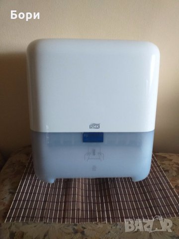 TORK H1 Автоматичен дозатор за хартиени кърпи за ръце руло, снимка 6 - Обзавеждане за заведение - 28697181