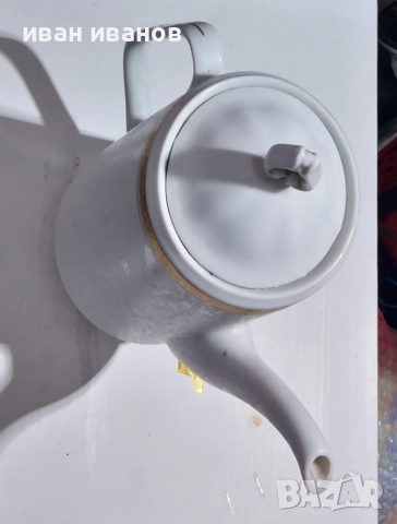 порцеланов чайник , снимка 2 - Сервизи - 52900219