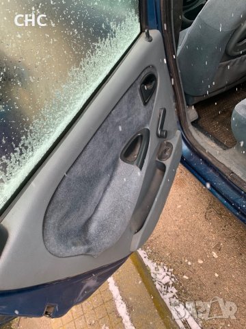 На части. Рено Меган Сценик, 1,6, бензин, 1998 година. Renault Megan Scenic, снимка 14 - Автомобили и джипове - 43899938