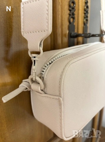 Нова чанта на Stradivarius, снимка 3 - Чанти - 53113267