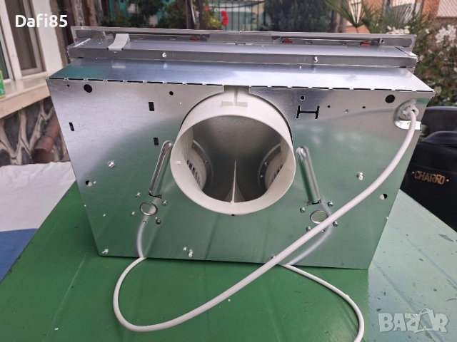 Аспиратор за пълно вграждане Bosh, снимка 3 - Печки, фурни - 52299916