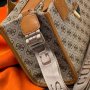 Guess дамска чанта , снимка 3