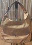 Дамска чанта в златист брокат, снимка 1 - Чанти - 43467678