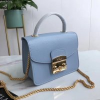 чанта Furla реплика, снимка 7 - Чанти - 33086502