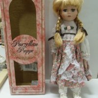 № 6762 стара порцеланова кукла - Nostalgia   - височина 30 см , снимка 1 - Други ценни предмети - 39352551