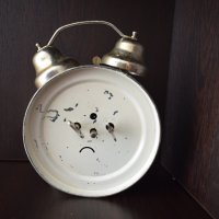 Стар румънски часовник-будилник, снимка 3 - Антикварни и старинни предмети - 32251003