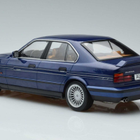 BMW ALPINA B10 4.6 E34 1994 - мащаб 1:18 на MCG моделът е нов в кутия, снимка 5 - Колекции - 44894039