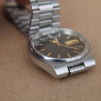 Мъжки часовник ''Seiko 5'' автоматик, снимка 2 - Мъжки - 43240916
