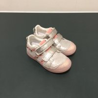 Обувки за момиче D.D. Step, снимка 1 - Детски обувки - 32410182