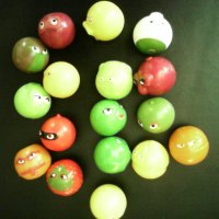 Гумени топчета-плодове, снимка 1 - Други - 21009678