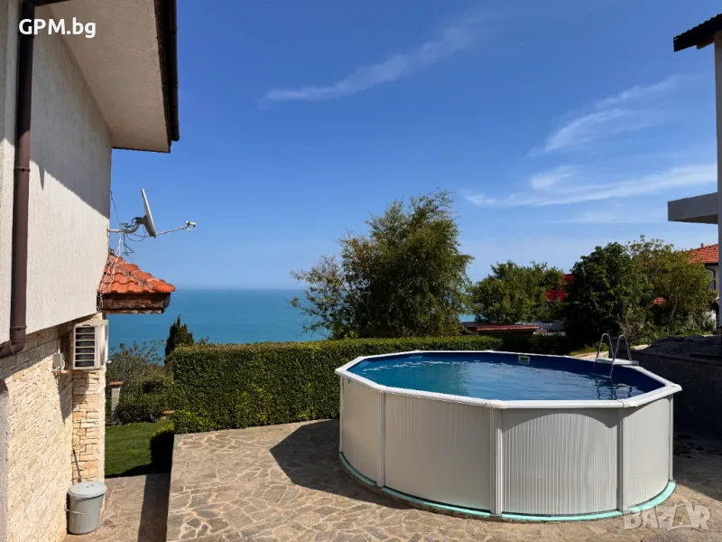 Вила Azur- Лукс, басейн и морска гледка над Балчик, снимка 1