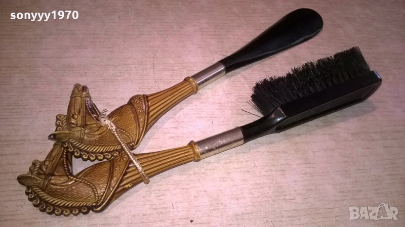 конски глави с обувалка и четка-внос франция, снимка 1