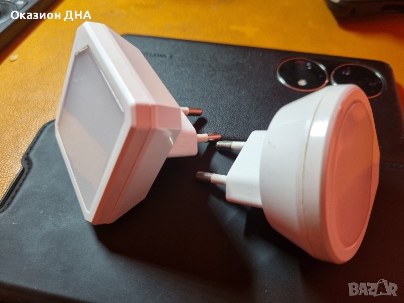 Лед лампи за контакт, снимка 1