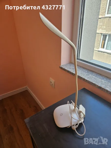 LED подвижна настолна лампа, снимка 1