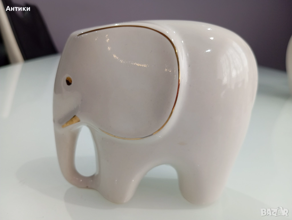 Стар порцеланов слон, снимка 1
