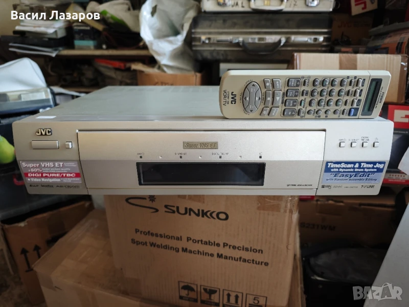 Видео касетофон JVC HR-S9700, снимка 1