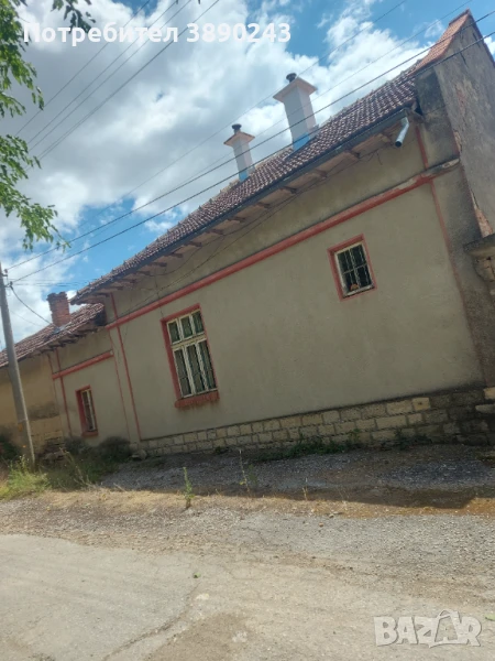 Продавм недвижим имот находищ се в село Драганово,община Горна Оряховица,Област Велико, Търново а им, снимка 1