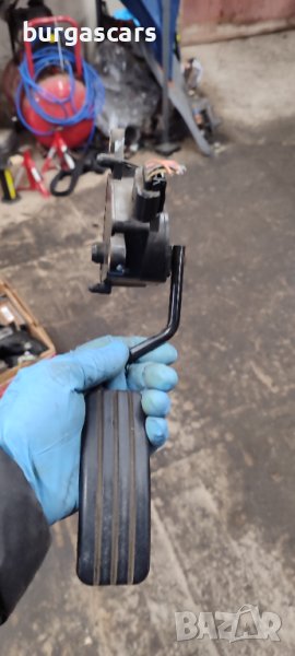 Потенциометър  педал газ 8200 159 645 Renault Scenic II 1.5 DCI - 80лв, снимка 1