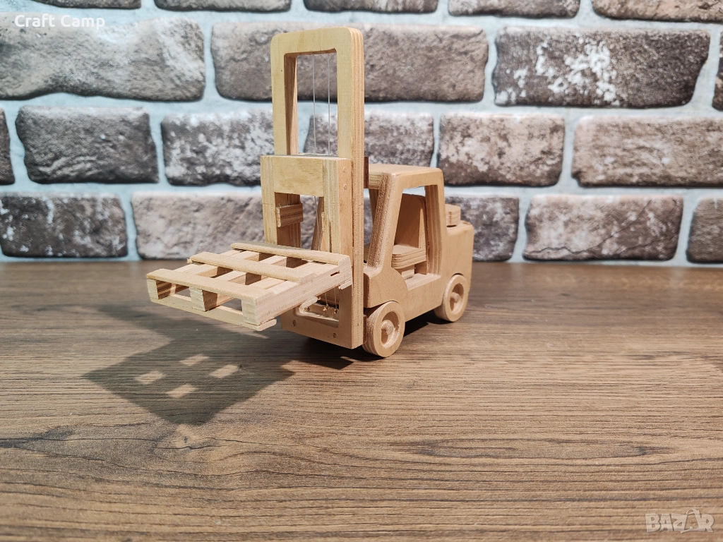 Дървен модел на Мотокар / Електрокар / Товарач – Craft Camp, снимка 1
