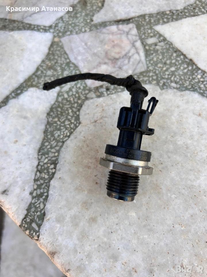 0281002937. Датчик налягане на горивото Шевролет Каптива. 2.0 vidi. 150кс. 2006-2011г, снимка 1