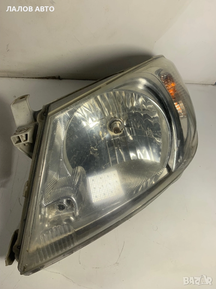 Ляв Фар Тойота Хилукс Lqv far Toyota Hilux , снимка 1