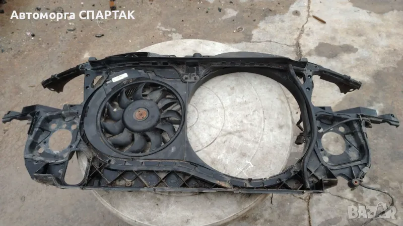 Перка на радиатора AUDI A4 B6 (8E2) 1.6, снимка 1