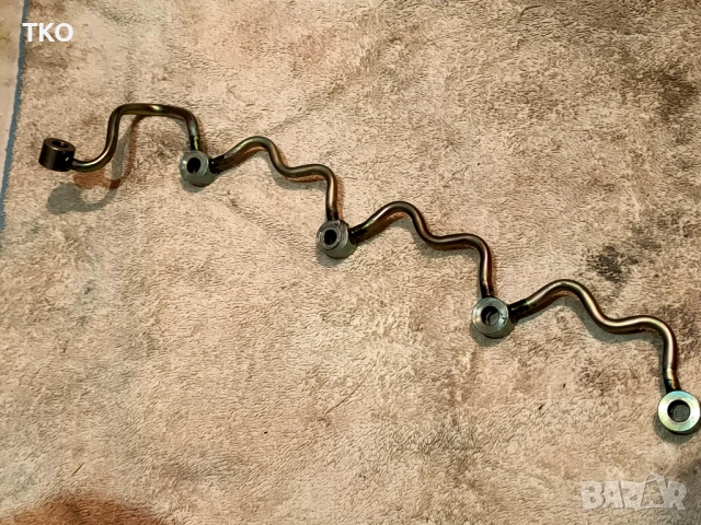 Тръба за обратното гориво на TOYOTA Avensis T25 Corolla Verso 2.0 D-4D, снимка 3 - Части - 52931822