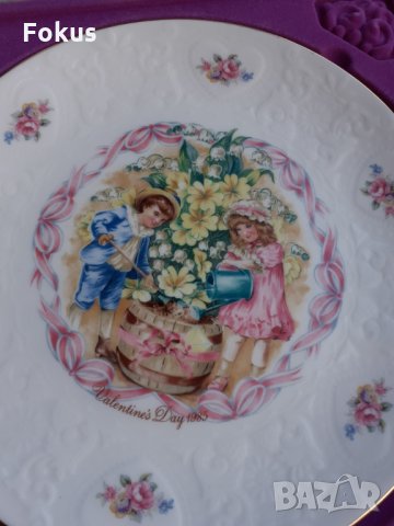 Колекционерска чиния Royal Doulton Valentines Day 1985, снимка 2 - Антикварни и старинни предмети - 35211241