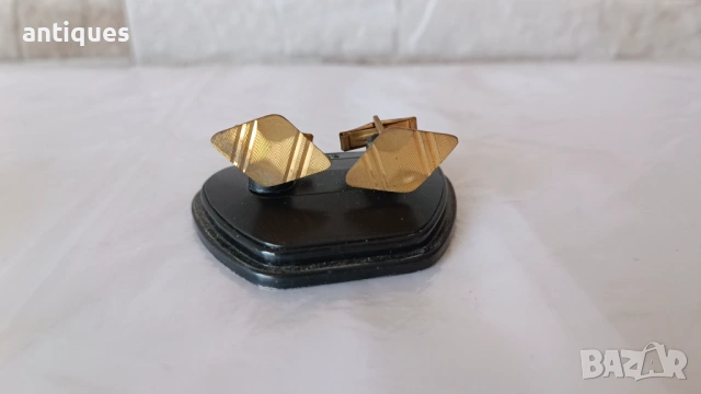 Стари позлатени ръкавели / бутонели - ДУБЛЕ - от времето на соц-а, снимка 5 - Антикварни и старинни предмети - 53108630