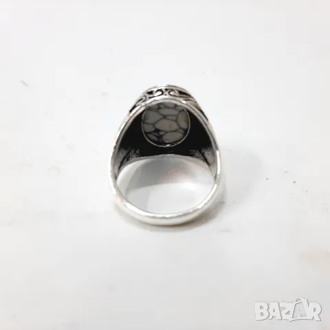 Пръстен с хаулит, снимка 3 - Пръстени - 48690256