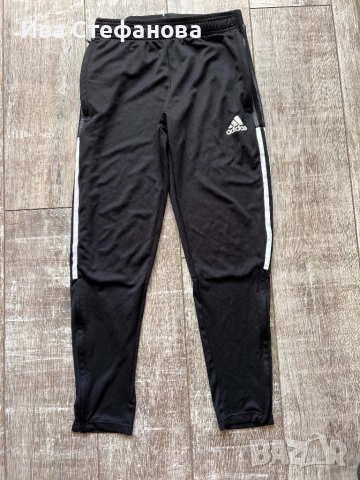 Ново спортно оригинално черно долнище Adidas Адидас , снимка 2 - Спортни екипи - 51779610