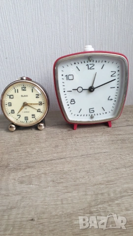 Лот от 5 броя стари будилници, снимка 5 - Антикварни и старинни предмети - 53562032
