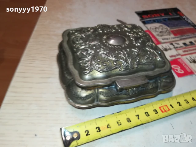 МЕТАЛНА КУТИЯ ЗА КОЛЕКЦИЯ 3107250835LCHERY, снимка 12 - Антикварни и старинни предмети - 51199289