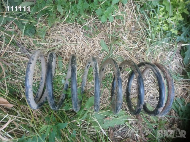 Предни пружини от Шкода фелиция 1.6 електрически инжекцион комби, снимка 8 - Автомобили и джипове - 25600234