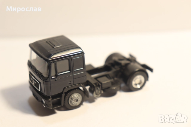 HERPA H0 1/87 МАН MAN ВЛЕКАЧ КАМИОН МОДЕЛ, снимка 6 - Колекции - 52446879