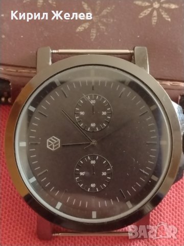 Модерен унисекс часовник Bershka made in China много красив изискан 42798, снимка 2 - Мъжки - 43743605